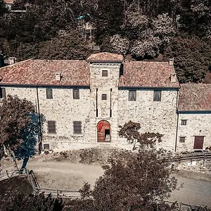 https://castello-malaspina-di-gambaro.emilia-romagnahotels.net