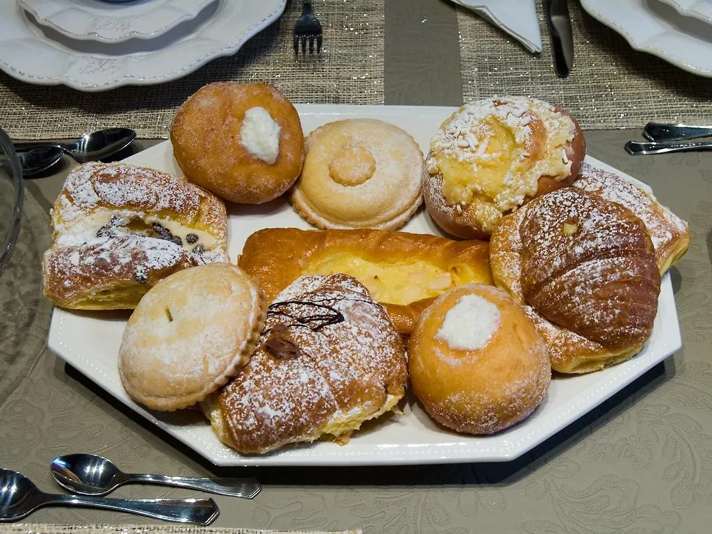 *** Bed & Breakfast B&B Les Suites Rome Italy